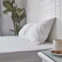 White fitted sheet and pillow cases set
