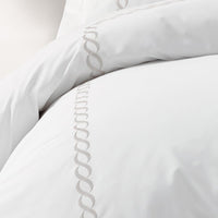 Chain duvet cover