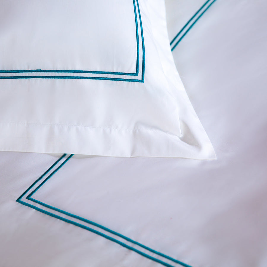 Frame bed sheet set